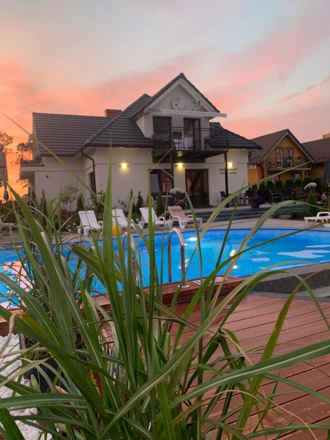 Apartamenty Rozany Ogrod Leba Exterior foto